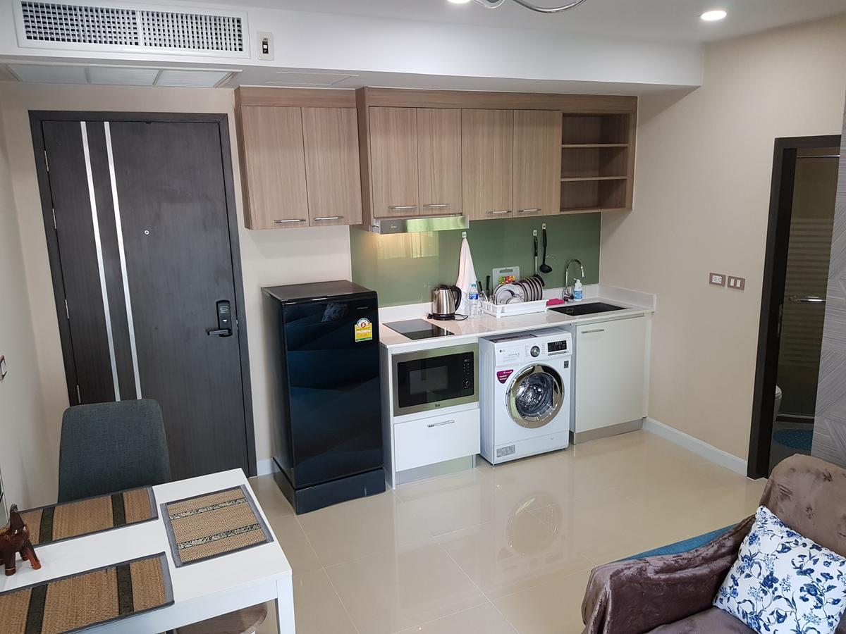 Dusit Grand Condo View Джомтьен Экстерьер фото